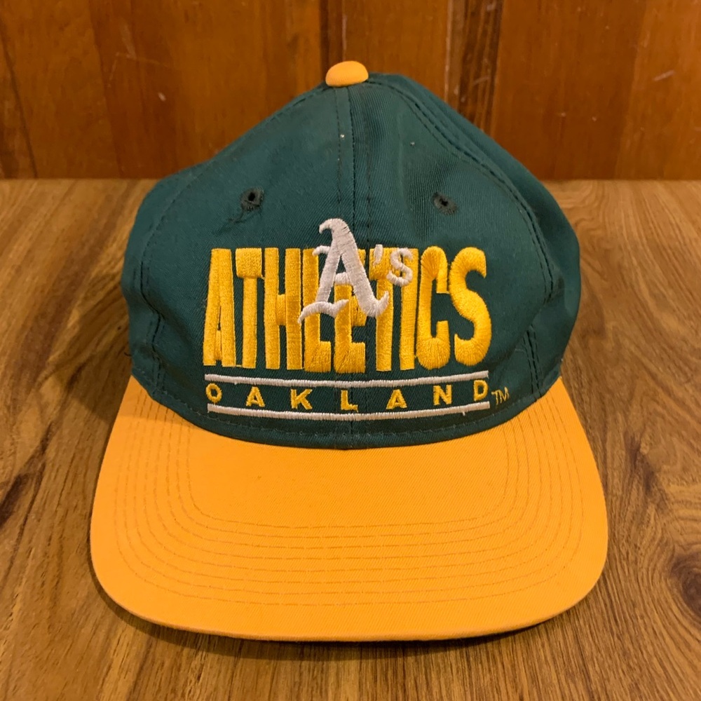 Vintage Oakland Athletics Two-Tone Green & Yellow Snapback Hat